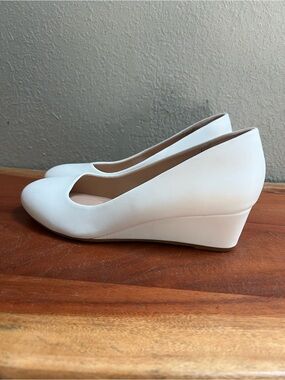 White Wedge Pump Heels - Classic Women's Shoes! Cute!